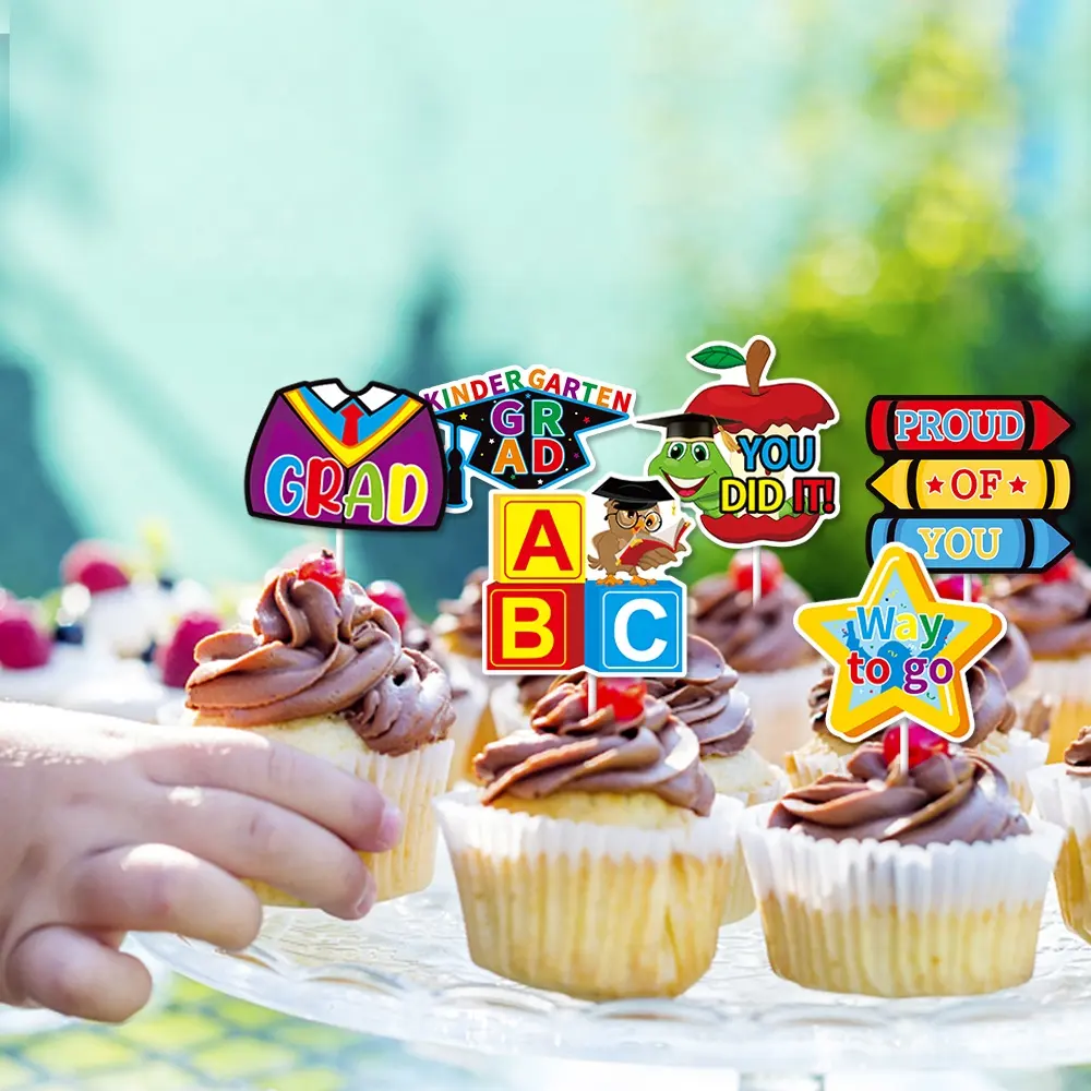 Kindergarten Graduation Cupcake Toppers – Set of 8